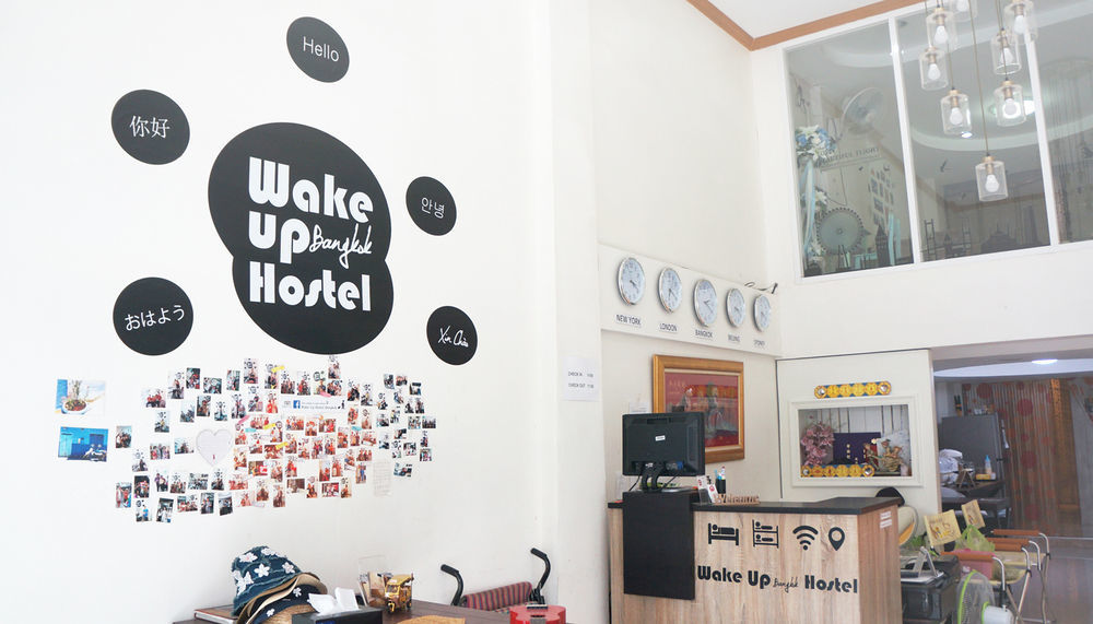 Wake Up Hostel Bangkok Exterior foto